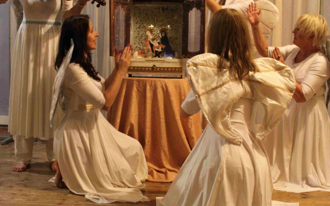 Divadlo Žlutý kopec – Andělé ze zapomenuté skříňky